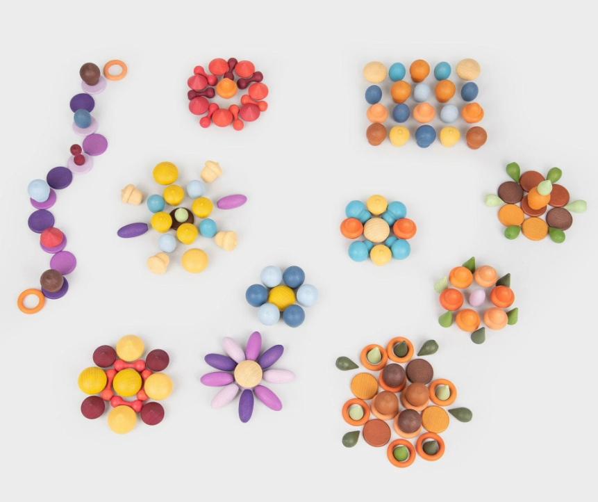 wooden treasure set in colors aranged like flowers